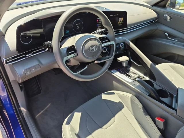 Certified Used 2024 Blue Hyundai SEL image 10