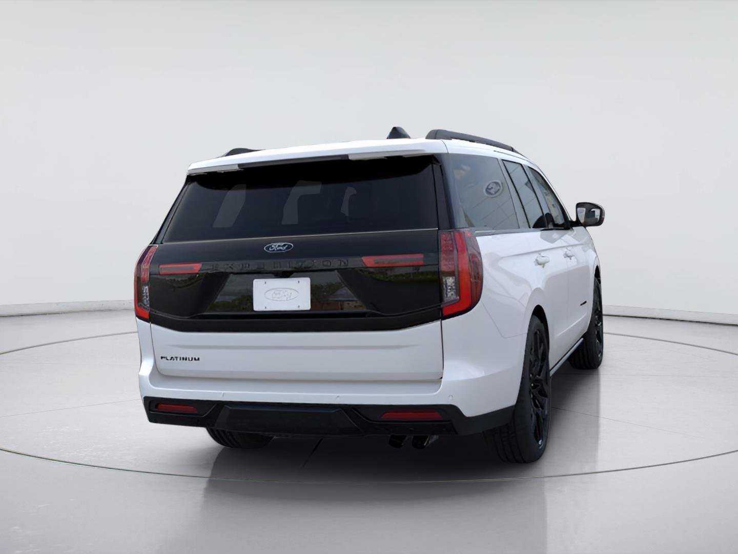 New 2026 Star White Metallic Tri-Coat Ford Platinum® image 8