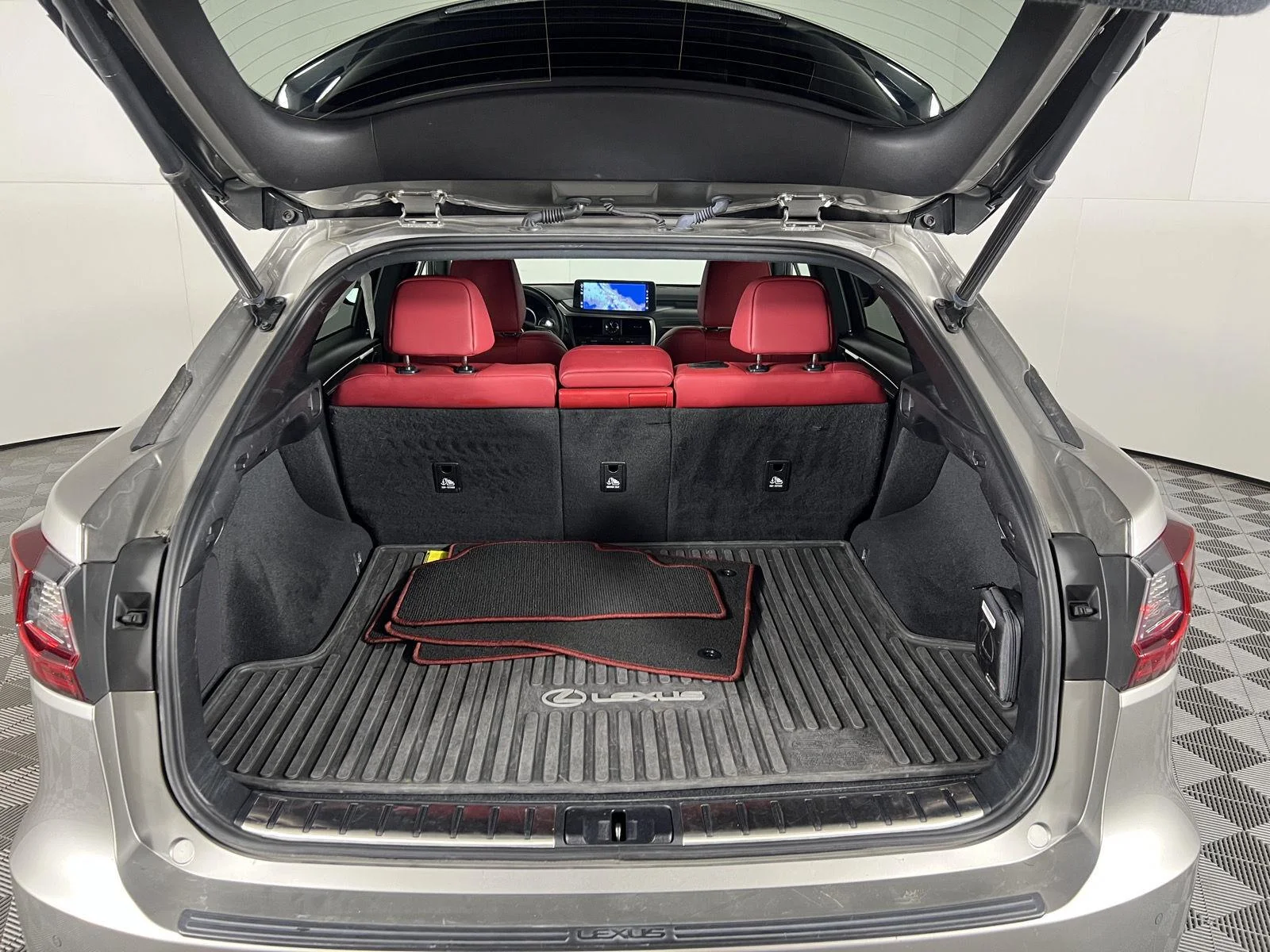 Used 2022 Gy Lexus RX 350 F SPORT Appearance image 2