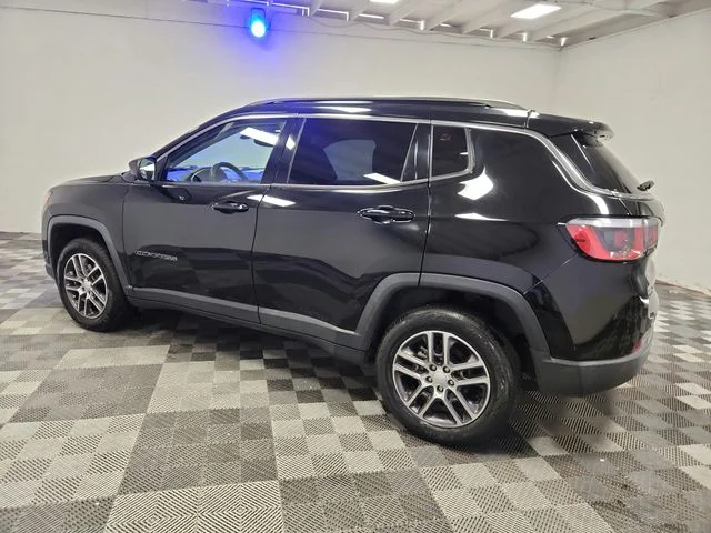 Used 2018 Black Jeep Latitude image 5