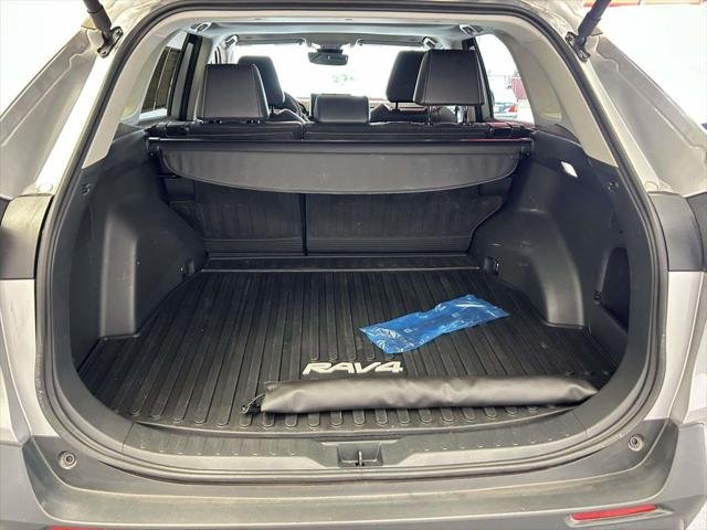 2024 Toyota RAV4 XLE Premium - Photo 11