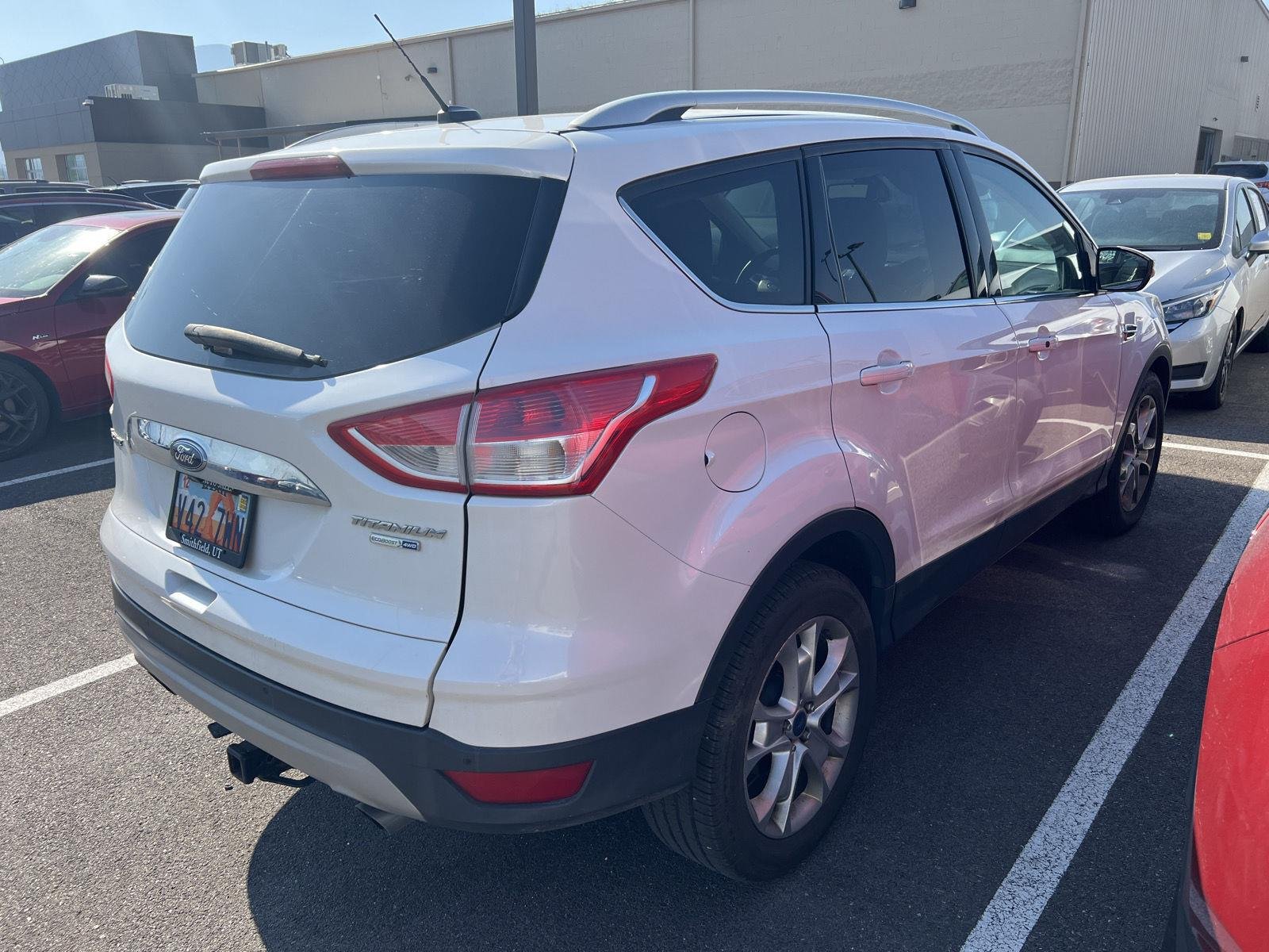 Used 2016 White Platinum Metallic Tri-Coat Ford Titanium image 3