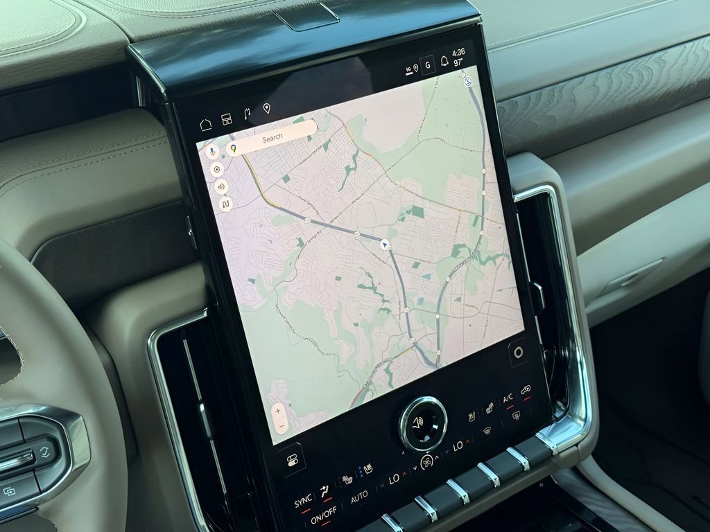 2026 GMC Yukon Denali - Photo 24