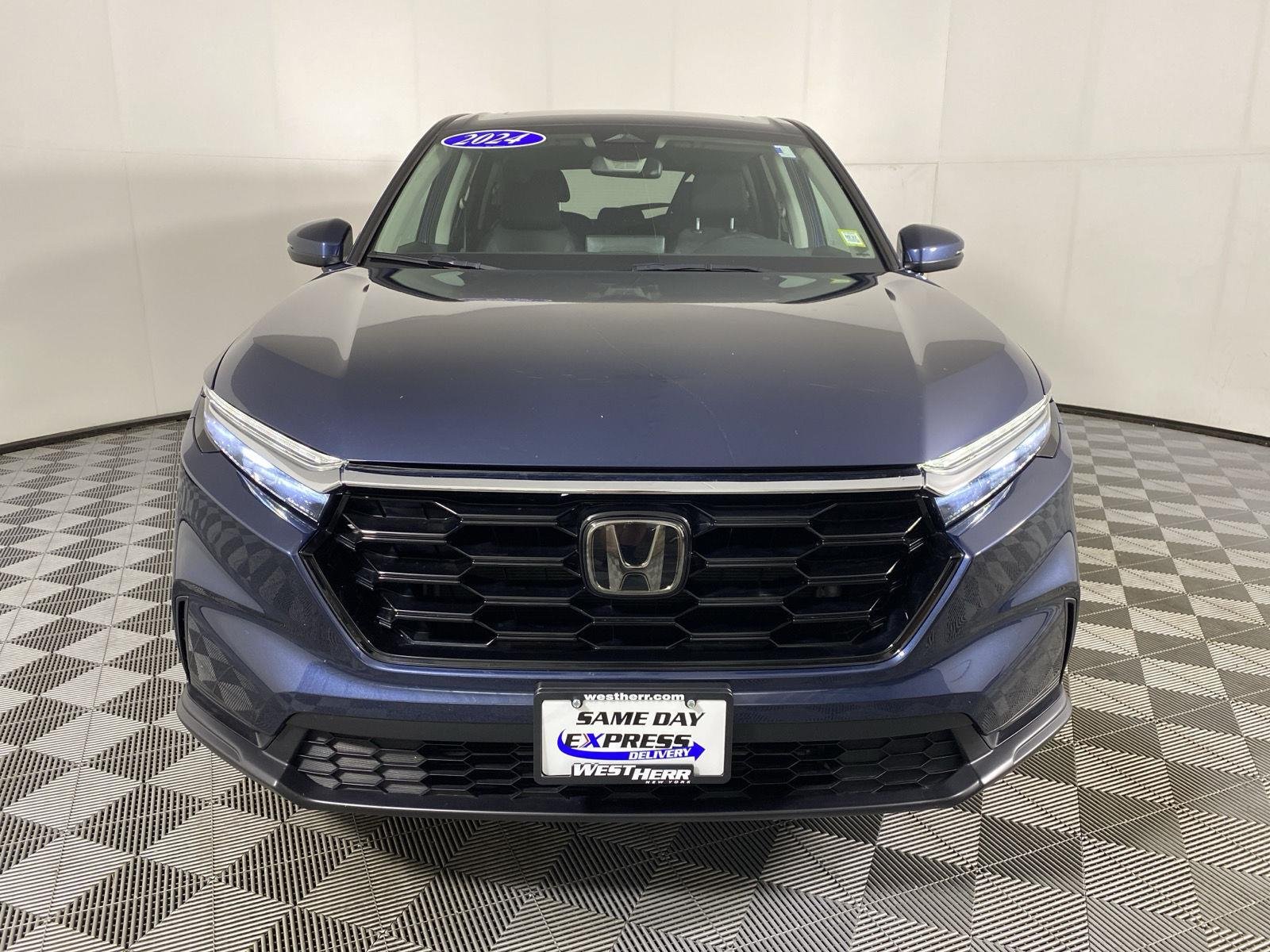 Used 2024 Canyon River Blue Metallic Honda EX image 2