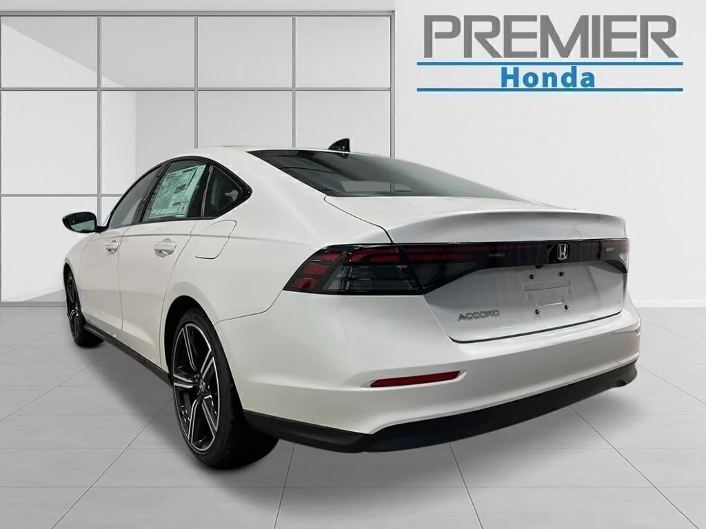 New 2026 Platinum White Pearl Honda SE image 3