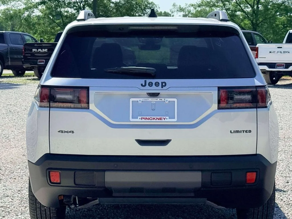 New 2026 Silver Zynith Clear-Coat Exterior Paint Jeep Limited image 8