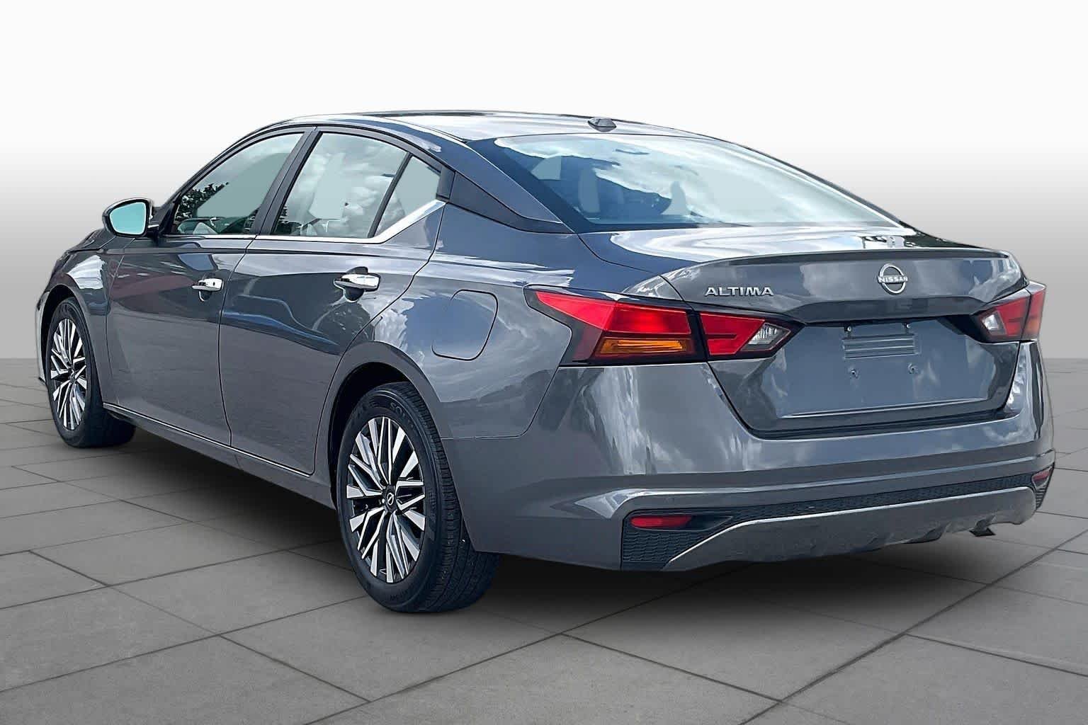 Used 2025 Gun Metallic Nissan SV image 12