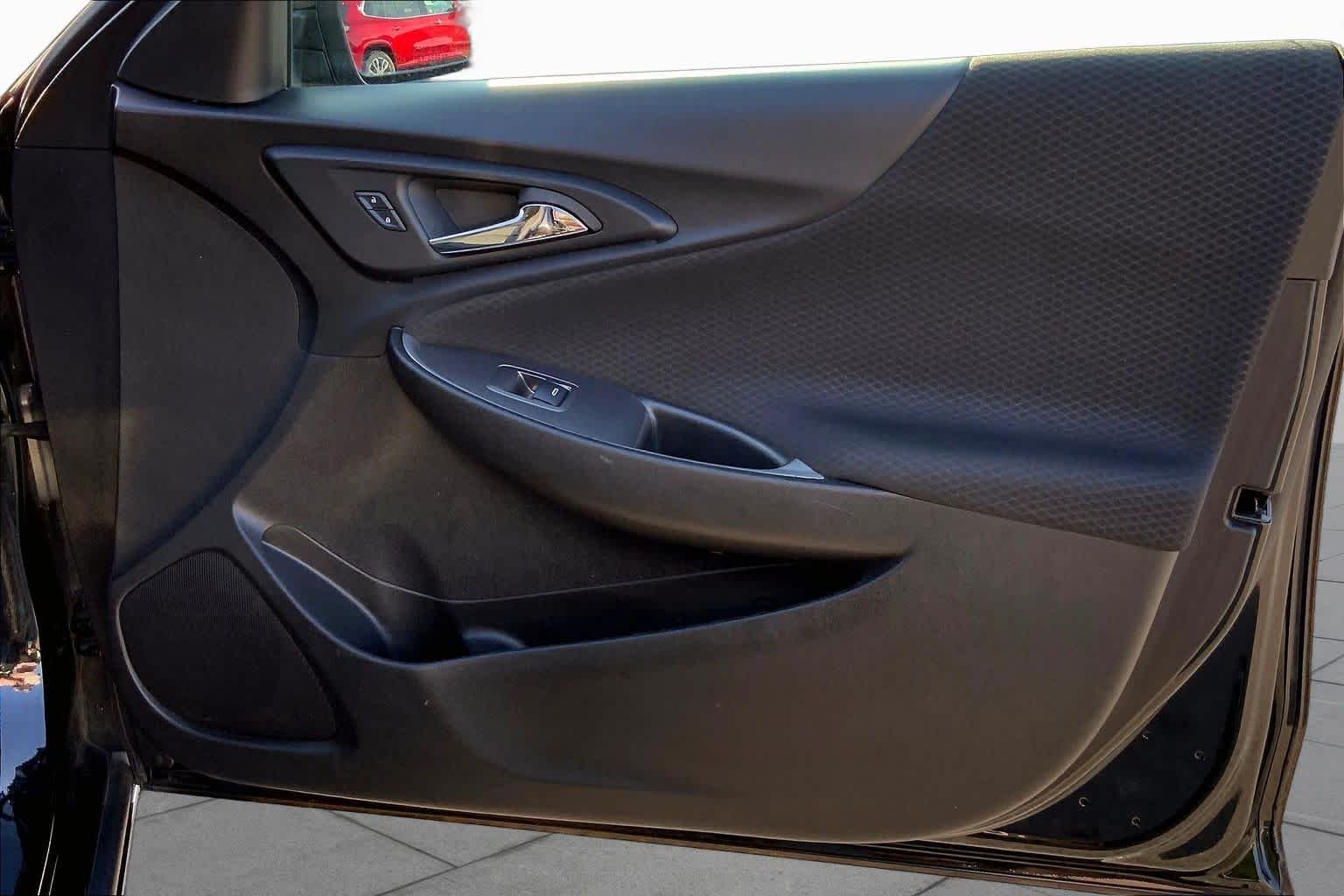 Used 2024 Mosaic Black Metallic Chevrolet LT image 20
