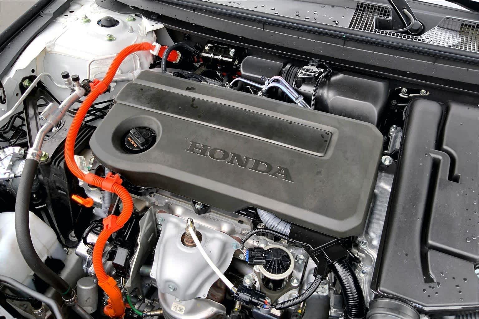 Used 2025 Platinum White Pearl Honda Sport image 32