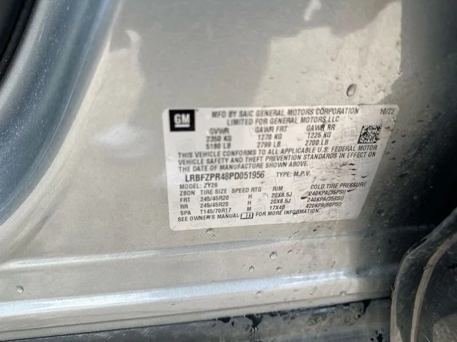 Used 2023 Gray Buick Essence image 37