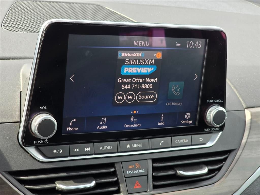 Used 2025 Black Nissan 2.5 SV image 21