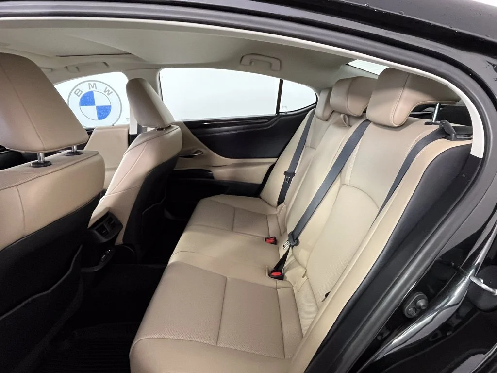 Used 2021 Black Lexus 250 image 4