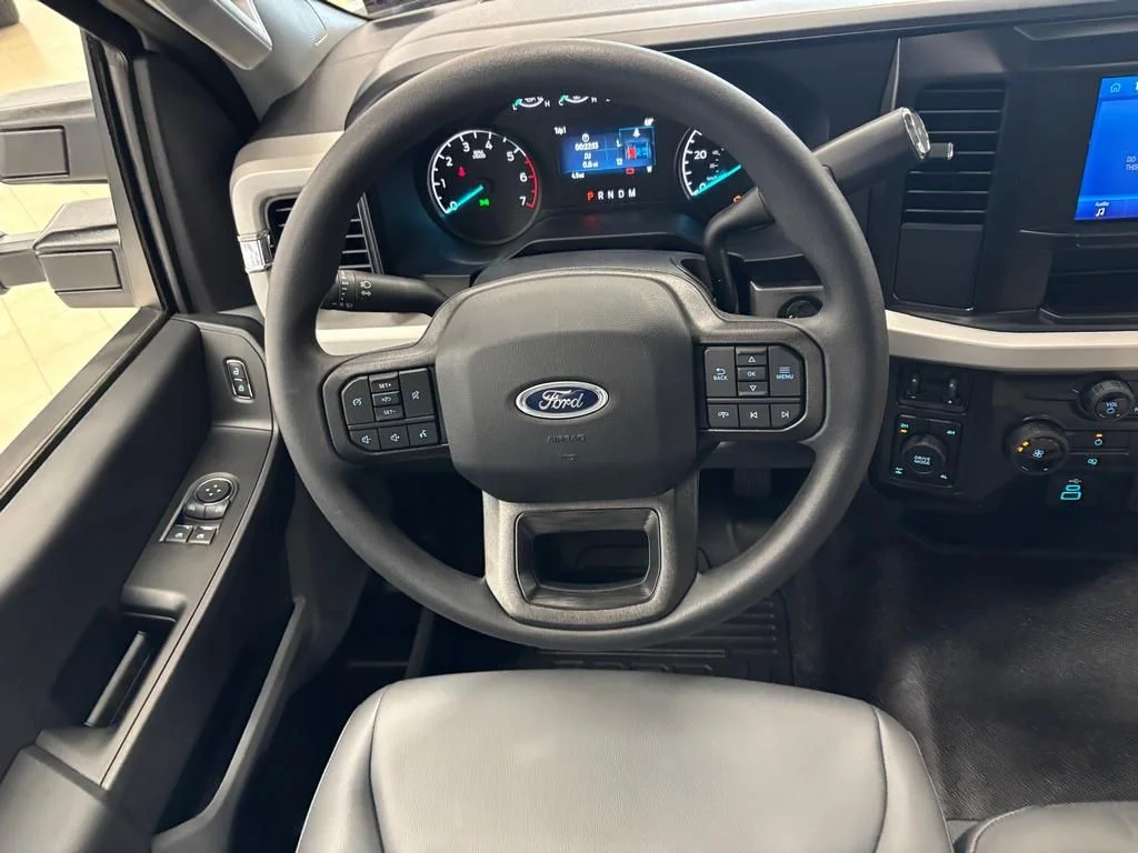 New 2026 Oxford White Ford F-250® XL image 14