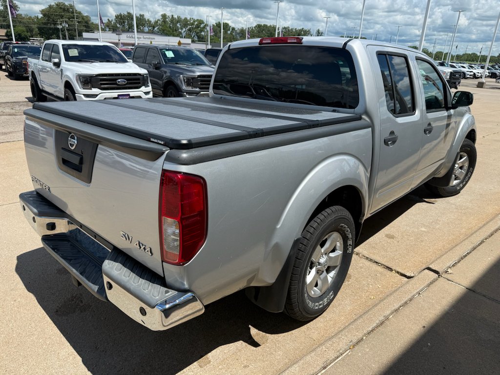 Used 2013 Brilliant Silver Nissan SV image 6