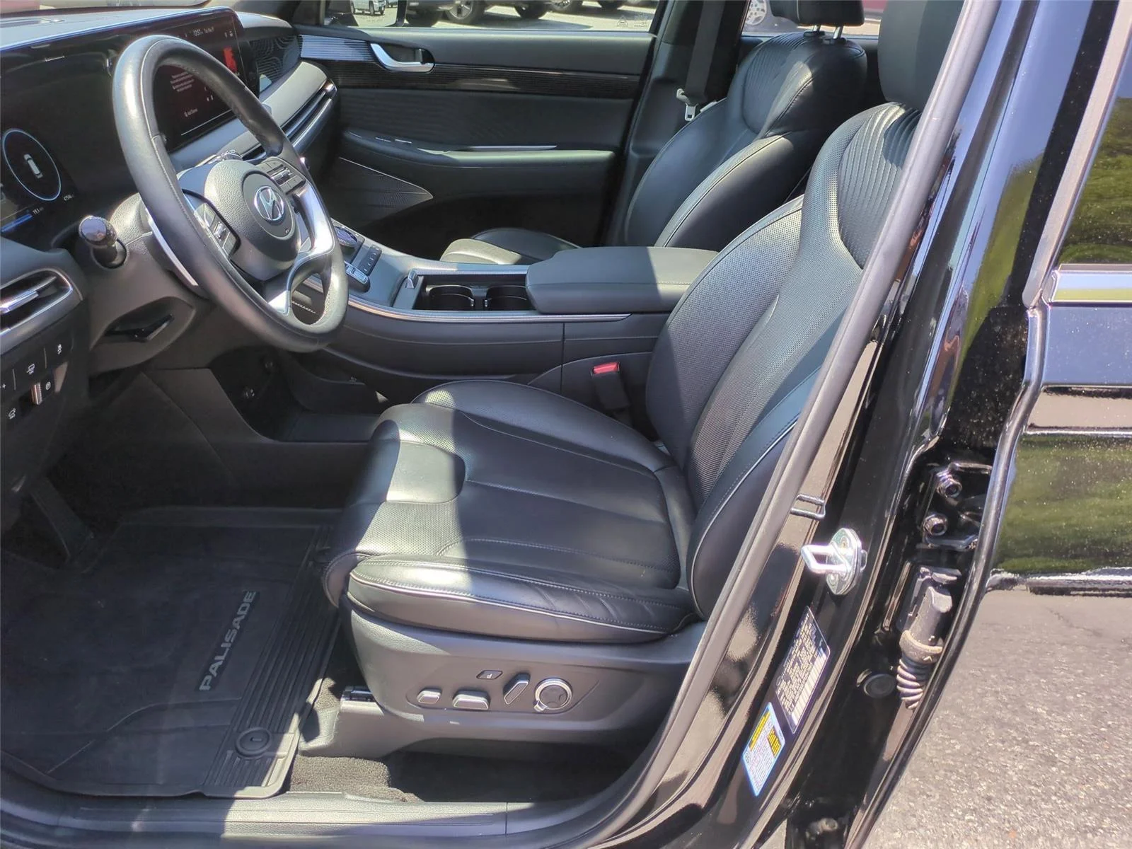 Used 2023 Abyss Black Pearl Hyundai Calligraphy image 18