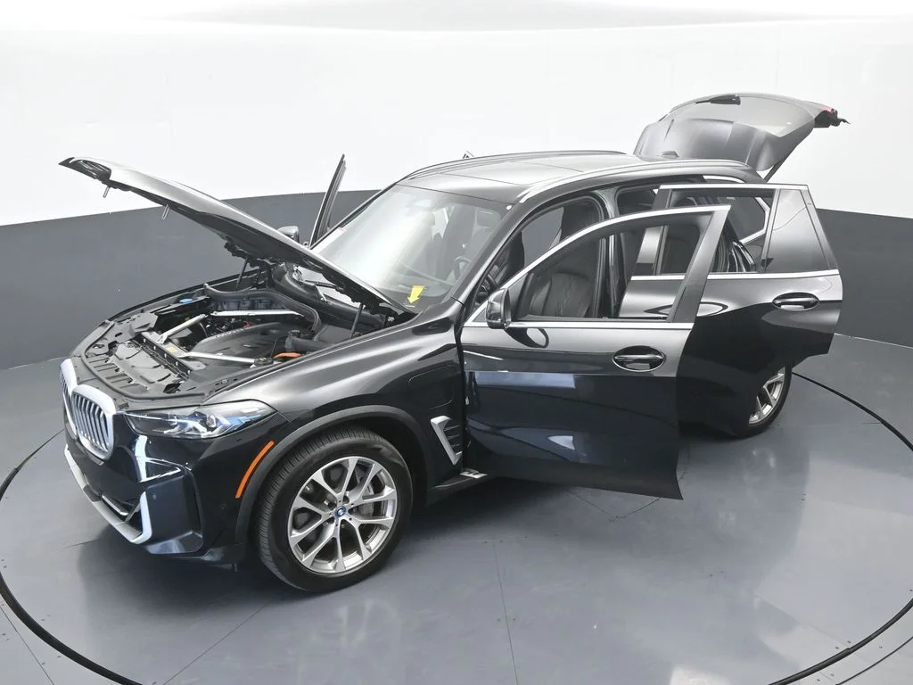 Used 2025 Black Sapphire Metallic BMW xDrive50e image 70