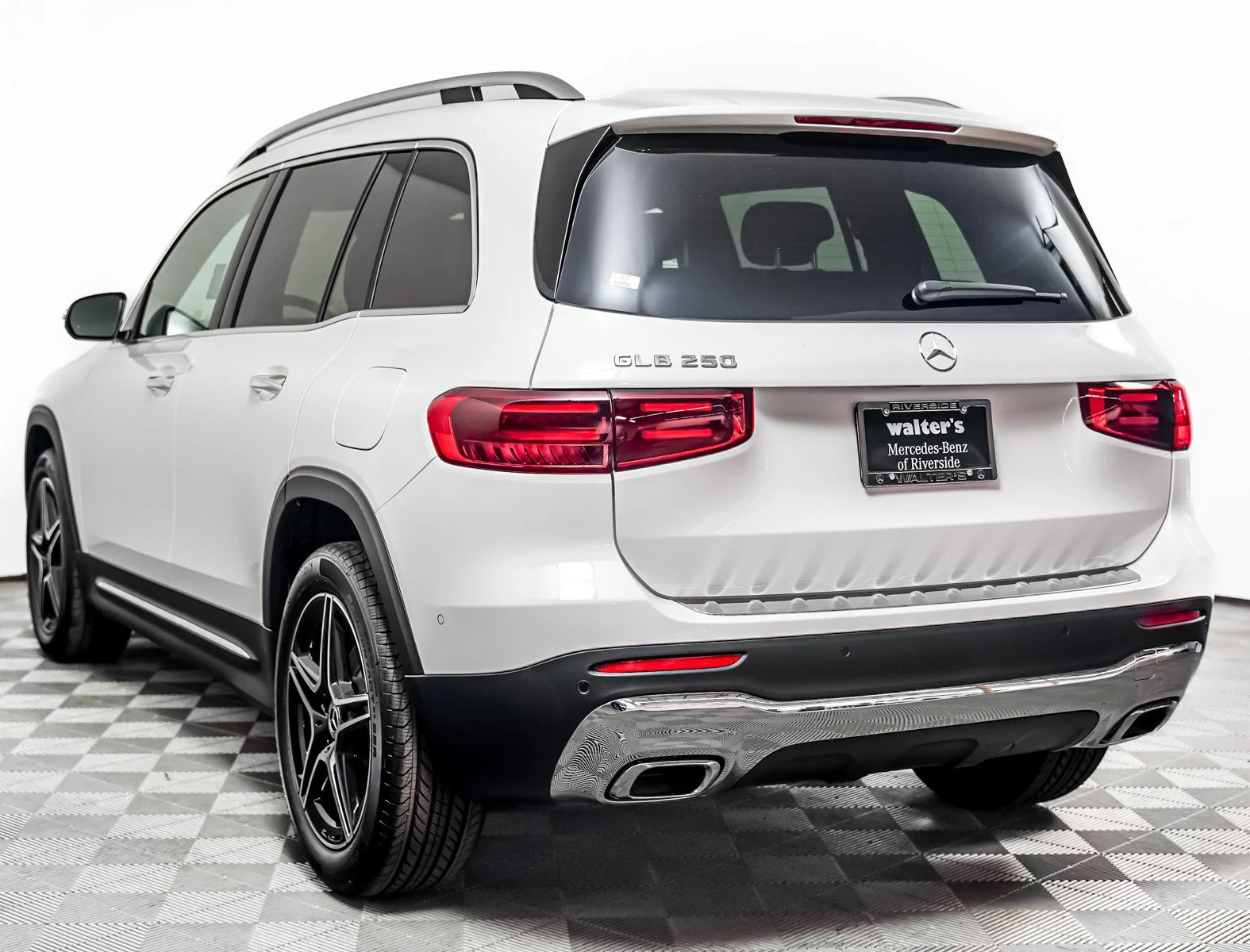New 2026 Polar White Mercedes-Benz 250 image 2