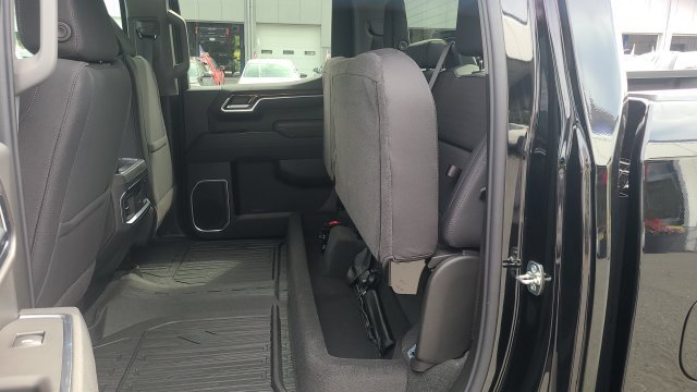 New 2026 Onyx Black GMC Elevation image 22