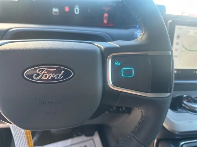 New 2025 Star White Metallic Tri-Coat Ford Active image 20