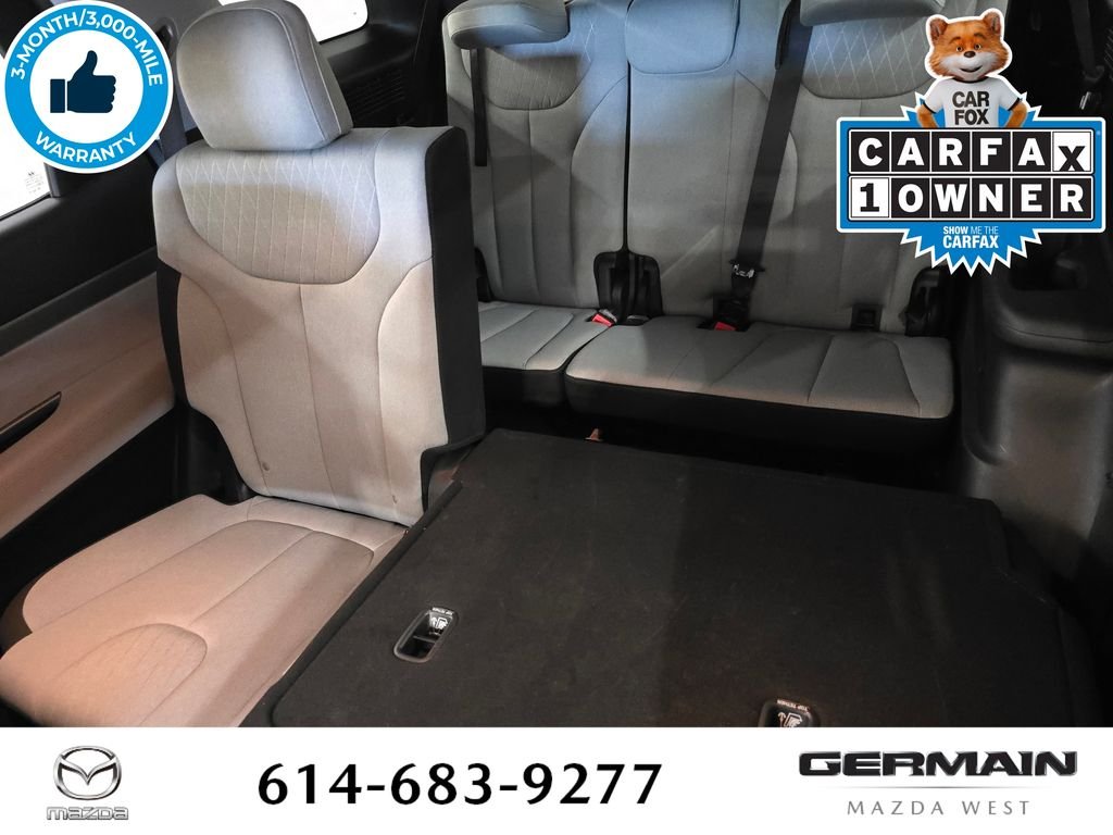 Used 2021 Black Hyundai SE image 19
