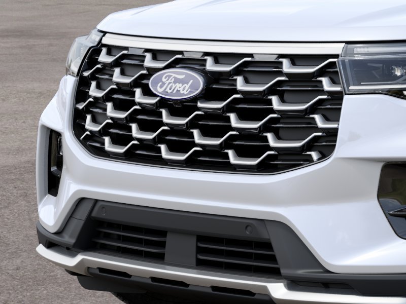 New 2027 Star White Metallic Tri-Coat Ford Platinum™ image 40