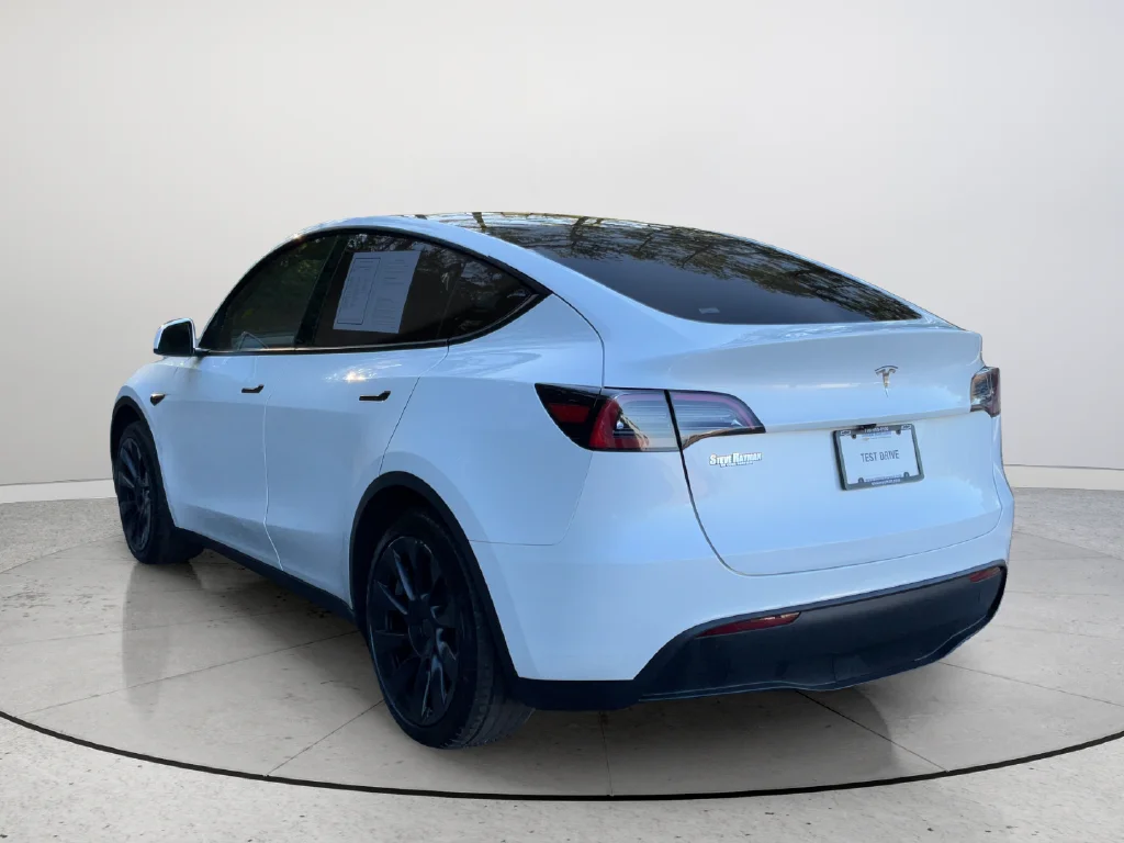 Used 2024 White Tesla Long Range image 6