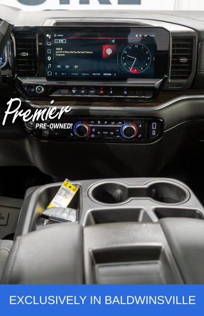 Used 2025 Sterling Metallic GMC SLE image 13