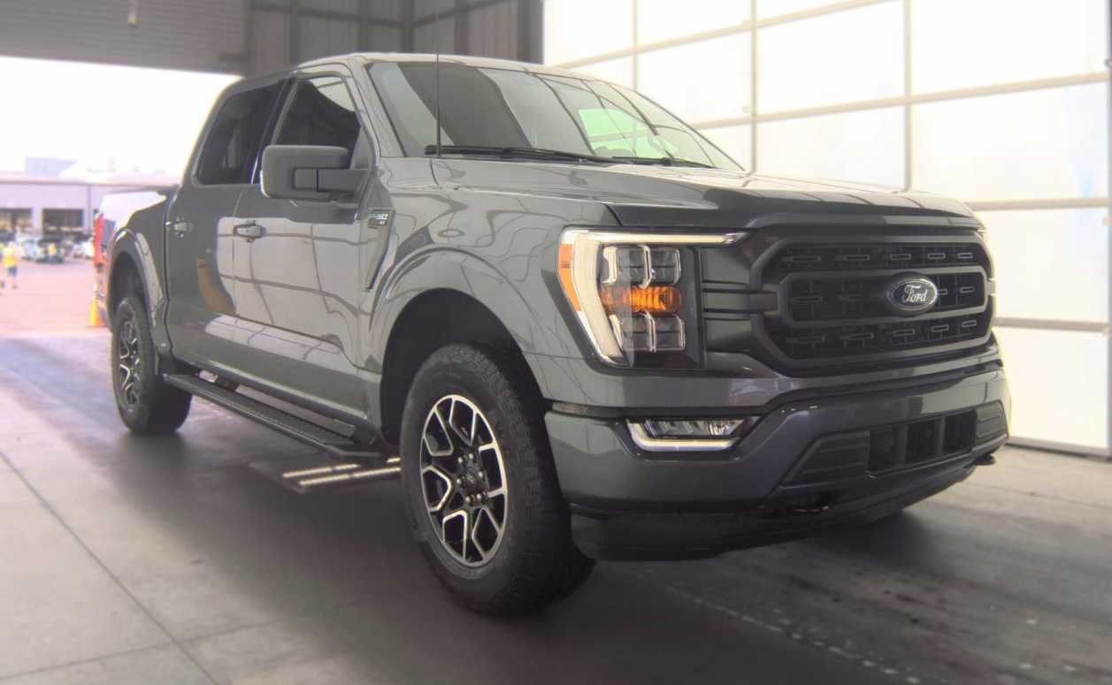 Used 2023 Carbonized Gray Metallic Ford XLT image 2