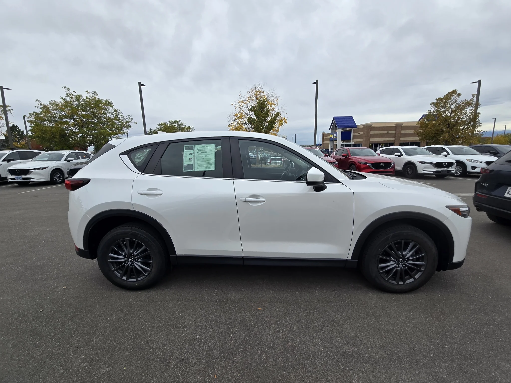 Used 2019 Snowflake White Pearl Mica Mazda Sport image 6