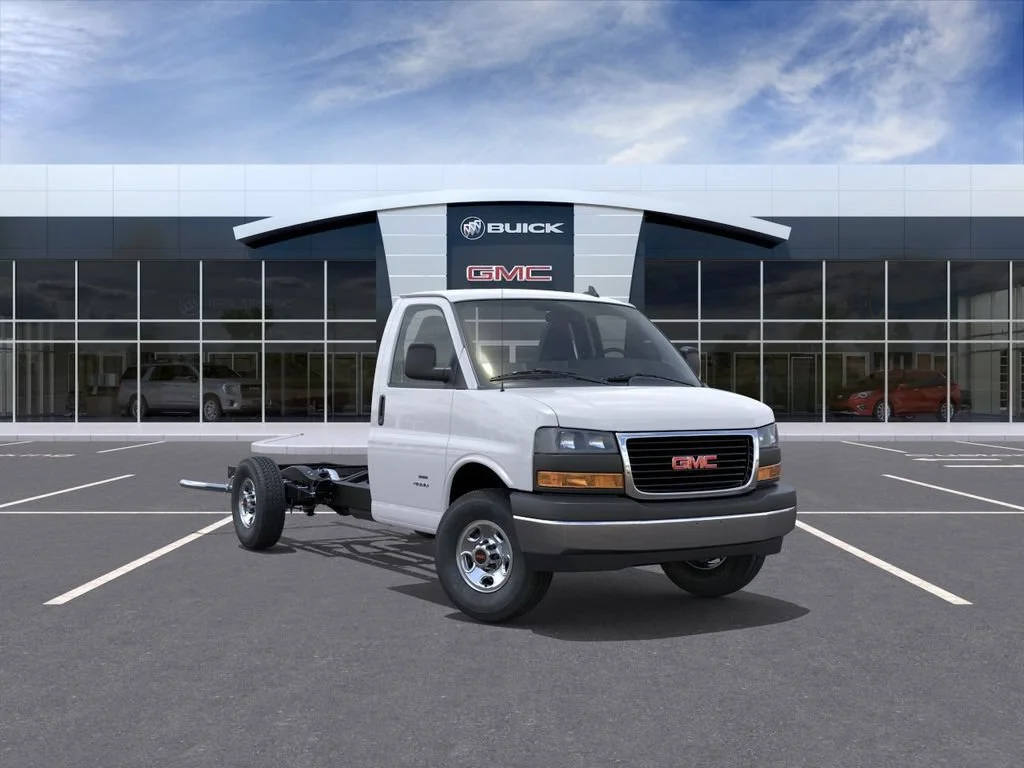 2025 GMC Savana Cutaway