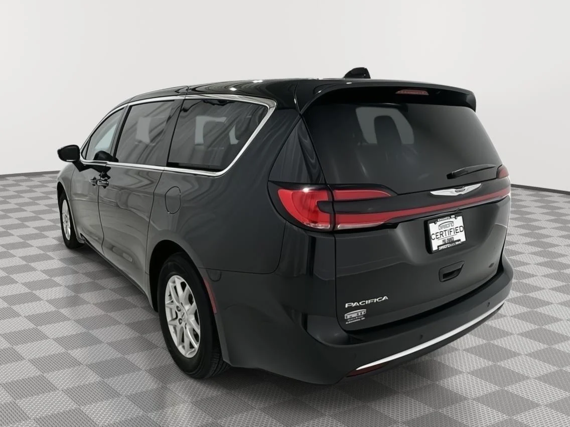 Used 2024 Chrysler Pacifica Touring L with VIN 2C4RC1BG8RR135342 for sale in Alexandria, Minnesota