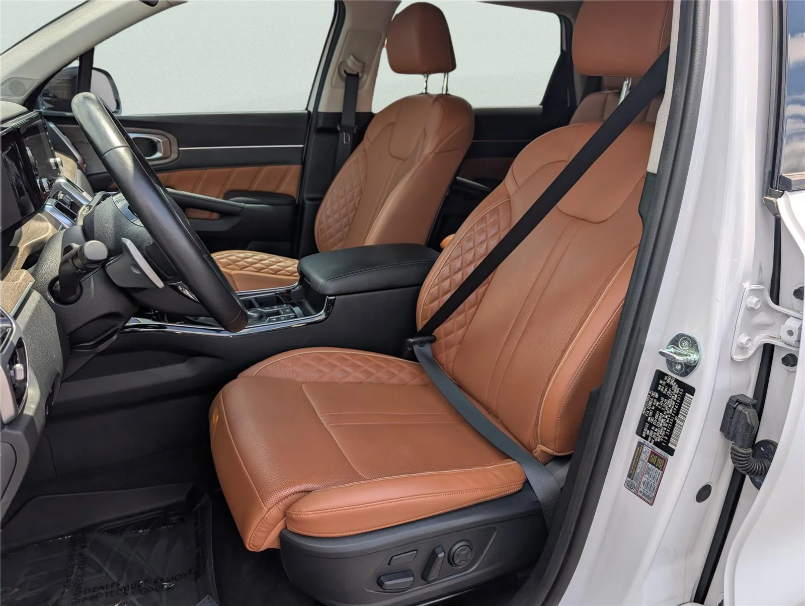 Used 2023 Glacial White Pearl Kia X-Line SX Prestige image 9