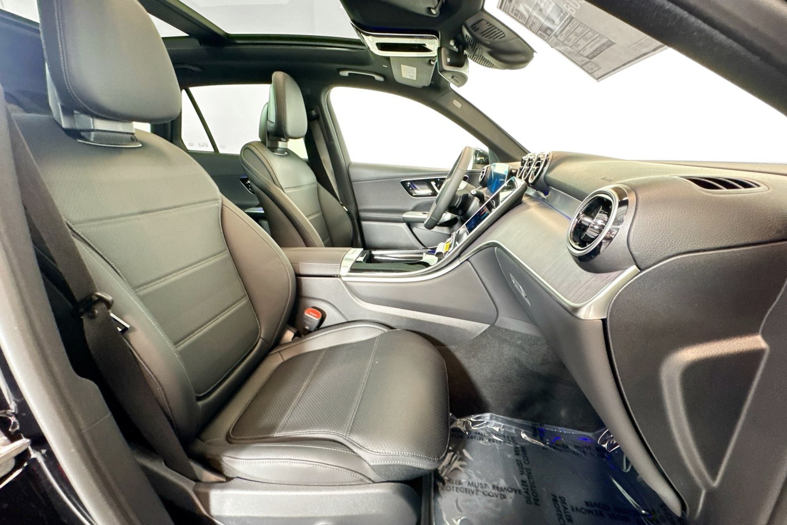 New 2026 Black Mercedes-Benz GLC 300 image 26