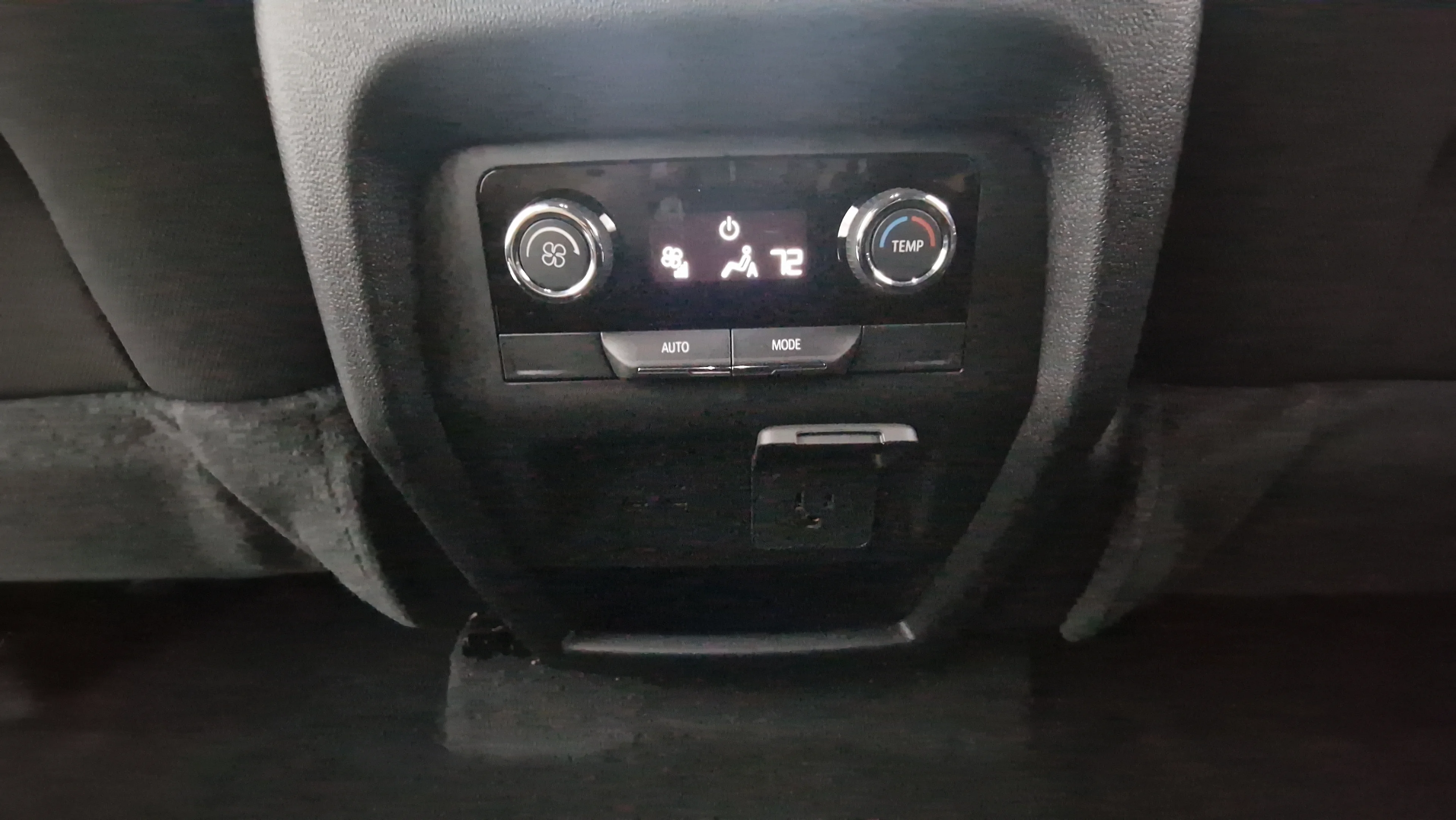 New 2026 Mosaic Black Metallic Chevrolet LT image 26
