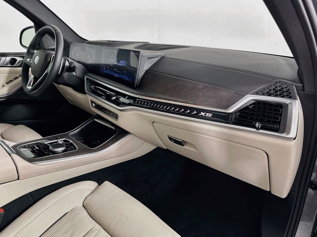 Certified Used 2024 Skyscraper Grey Metallic BMW xDrive40i image 30
