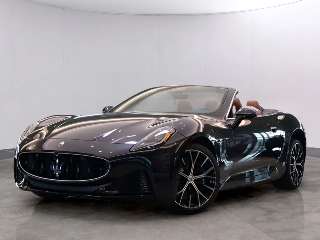 New 2026 Nero Assoluto Metallic Maserati Base image 1