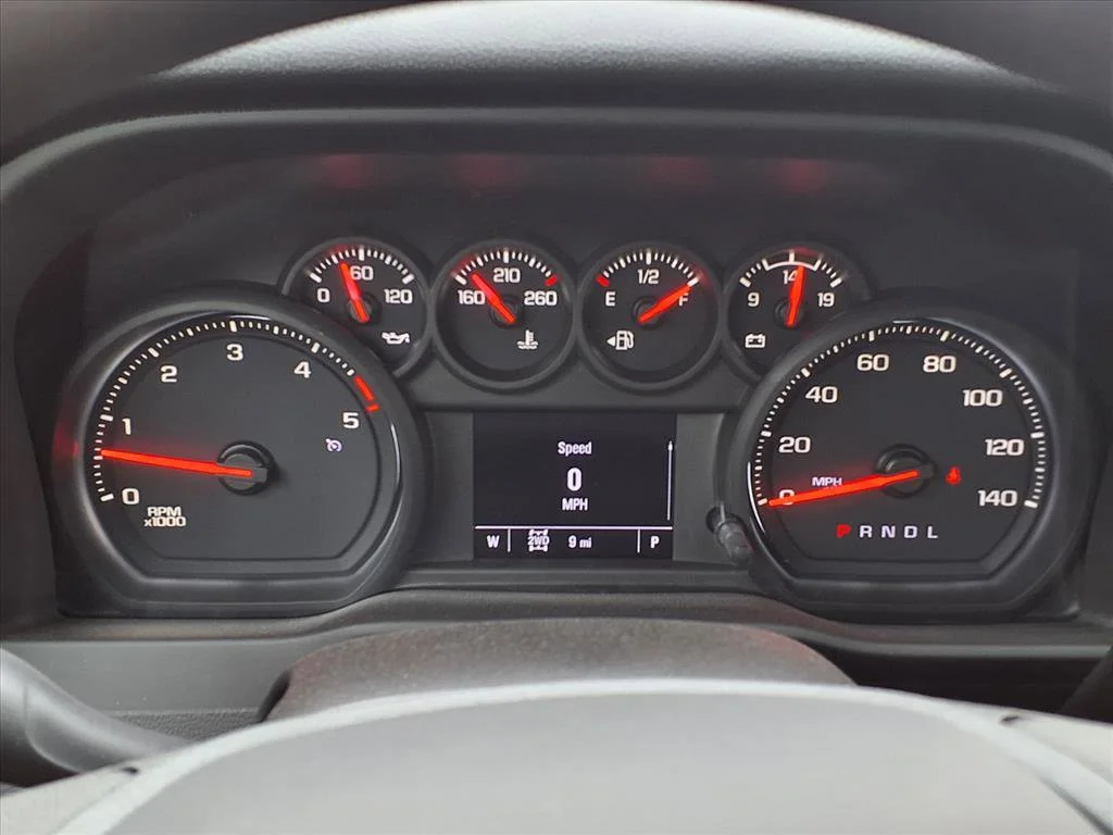 2025 GMC Sierra 3500HD Pro - Photo 10