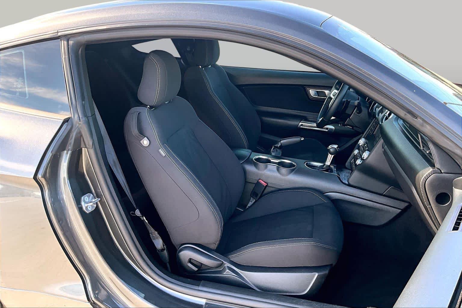 Used 2020 Magnetic Metallic Ford EcoBoost image 9