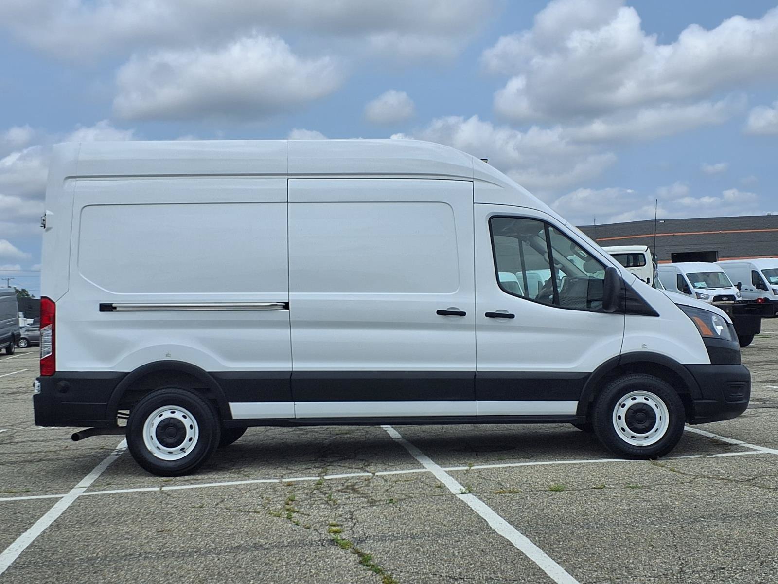 Certified Used 2023 Oxford White Ford Base image 28