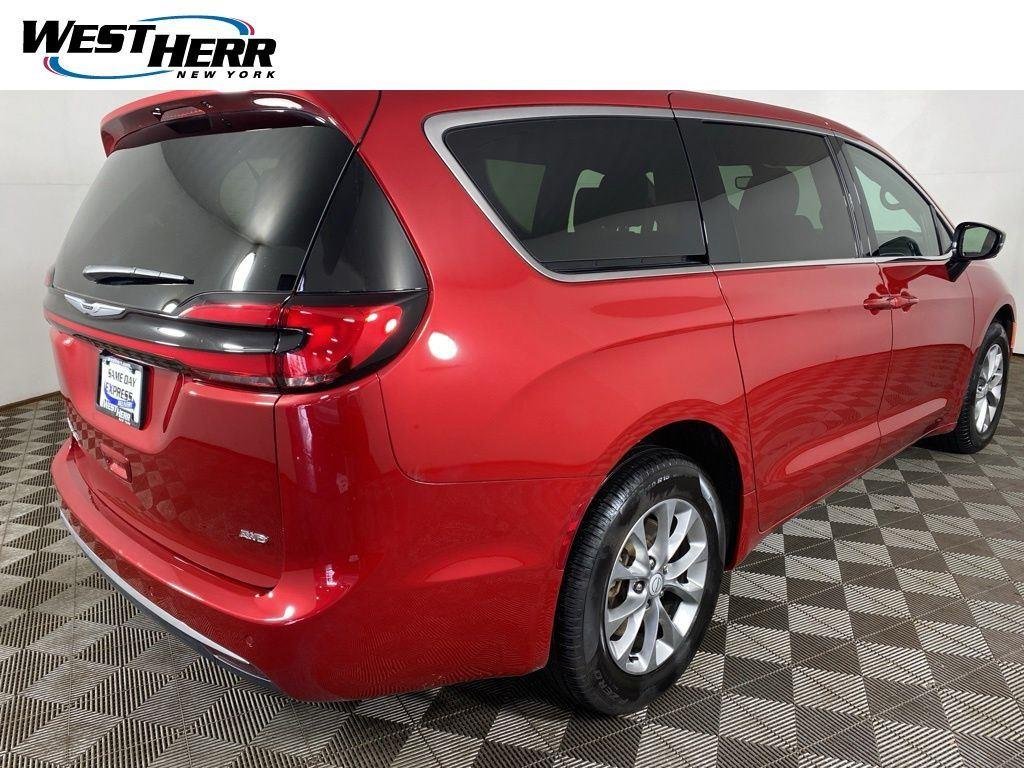 Used 2026 Red Hot Pearlcoat Chrysler Select AWD image 22