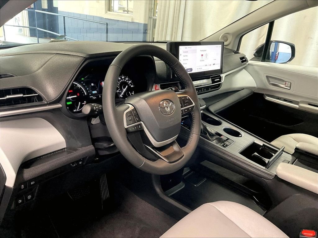 Used 2025 Black Toyota XLE image 8