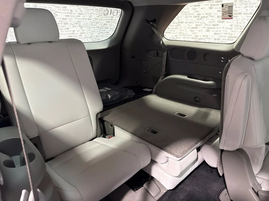 New 2027 Creamy White Pearl Hyundai SEL image 14