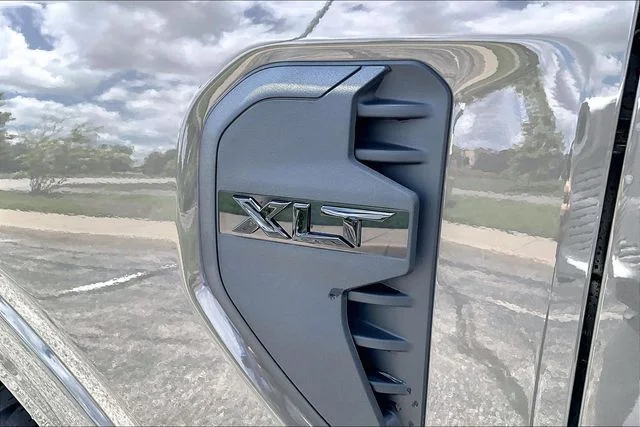 2025 Ford Ranger XLT - Photo 9