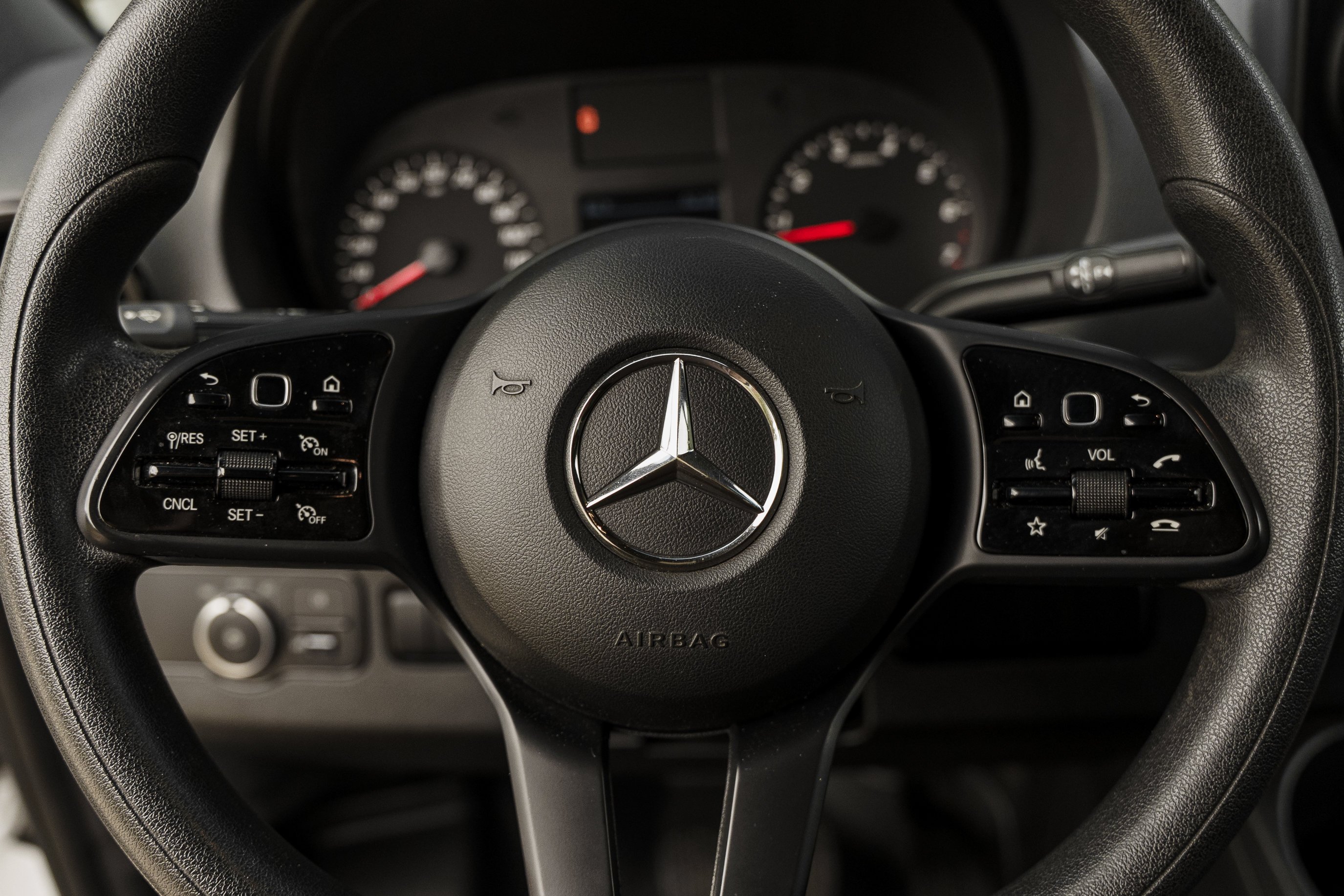 Used 2020 Arctic White Mercedes-Benz  image 13