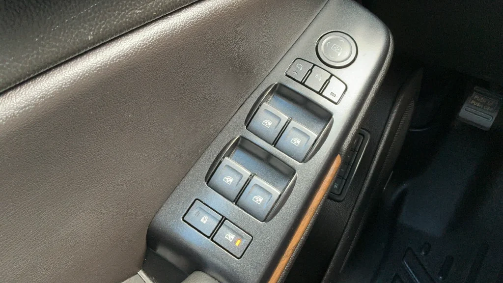 Used 2020 QUICKSILVER METALLIC GMC Denali image 14