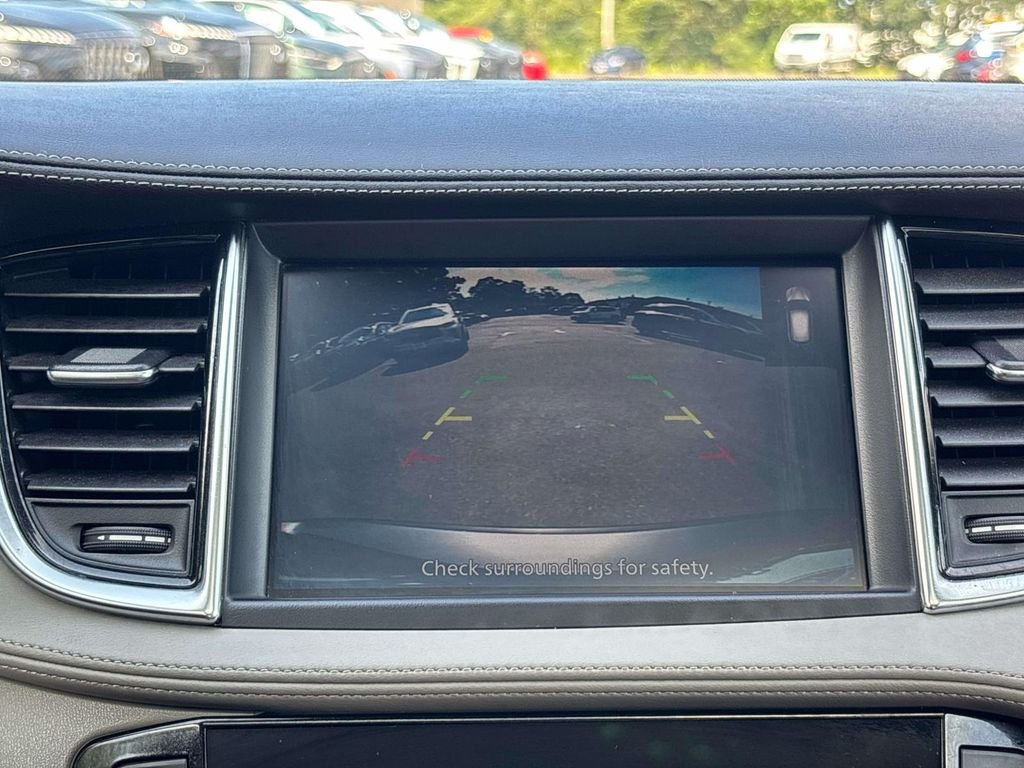 Certified Used 2023 Gray INFINITI LUXE image 23