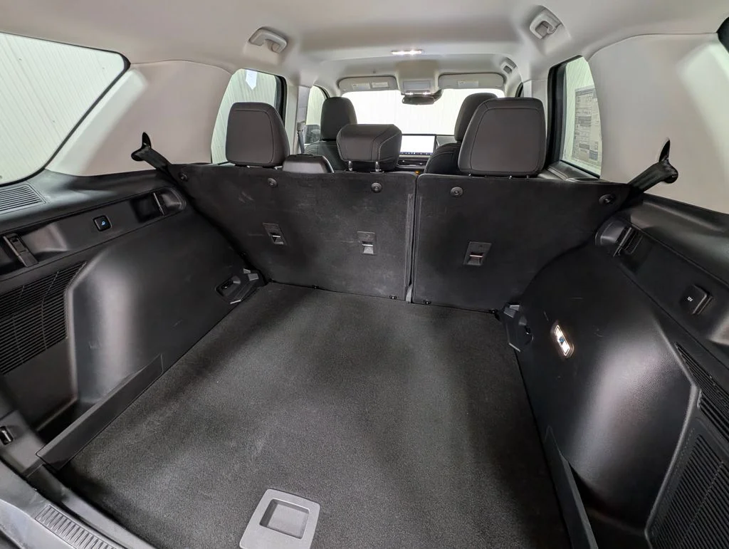 New 2026 Carbonized Gray Metallic Ford Big Bend® image 20