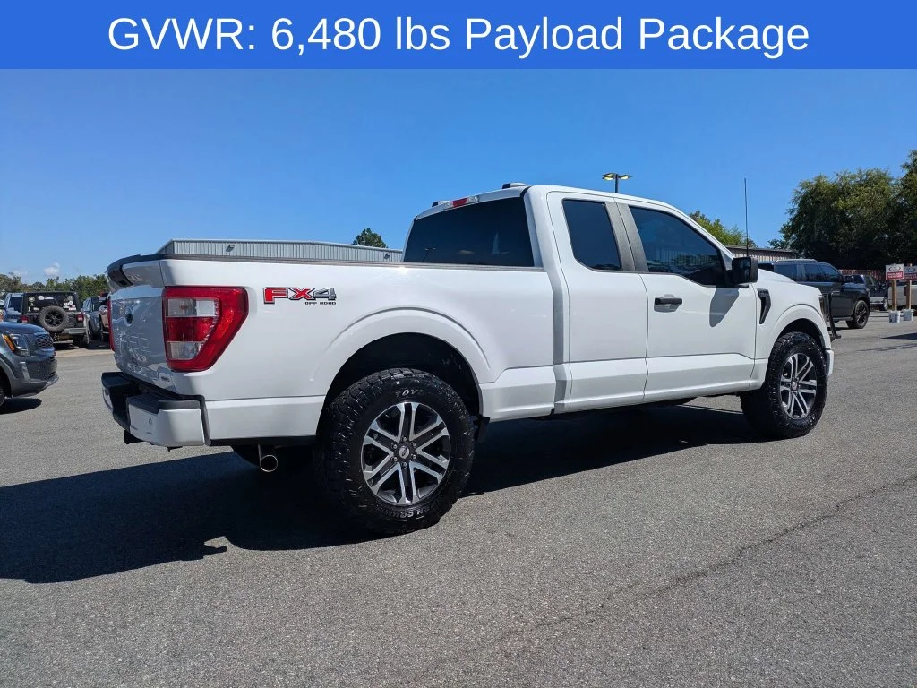 Used 2023 White Ford XL image 4
