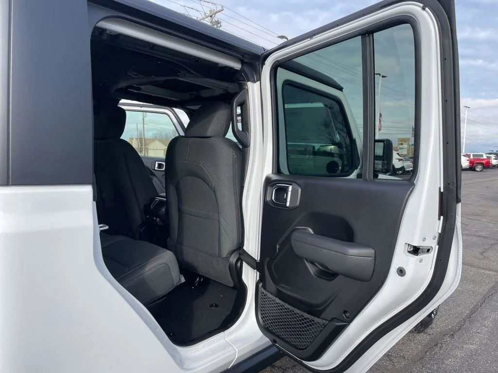 New 2026 Bright White Clear-Coat Exterior Paint Jeep Willys image 33