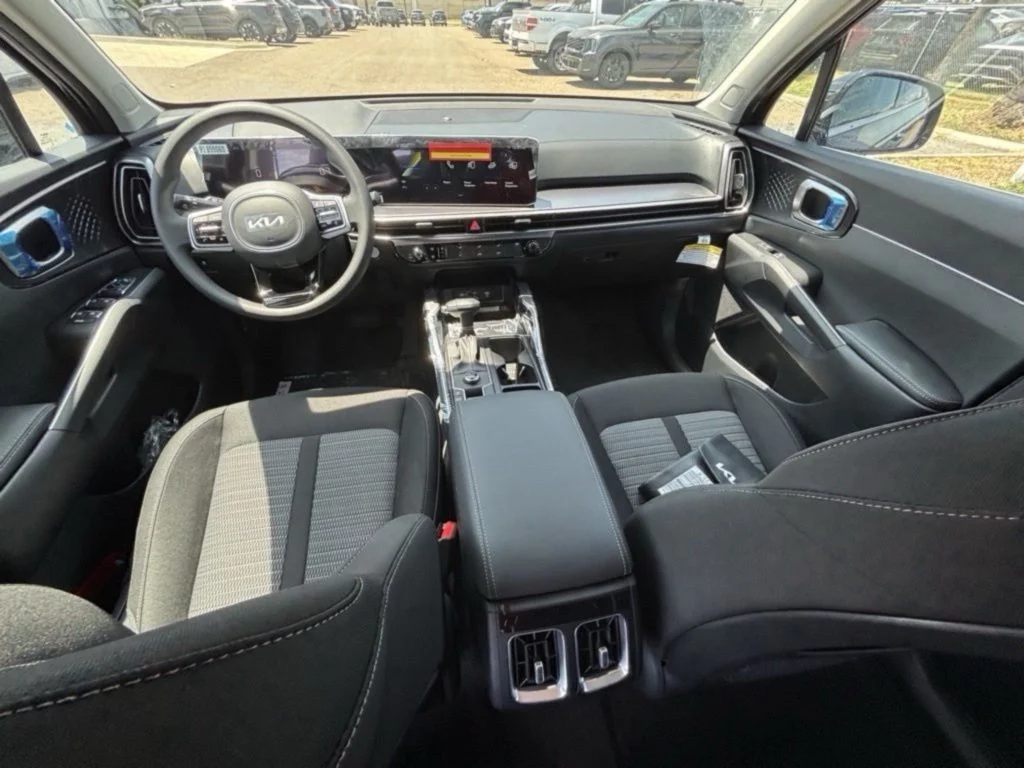 New 2026  Kia LX image 11